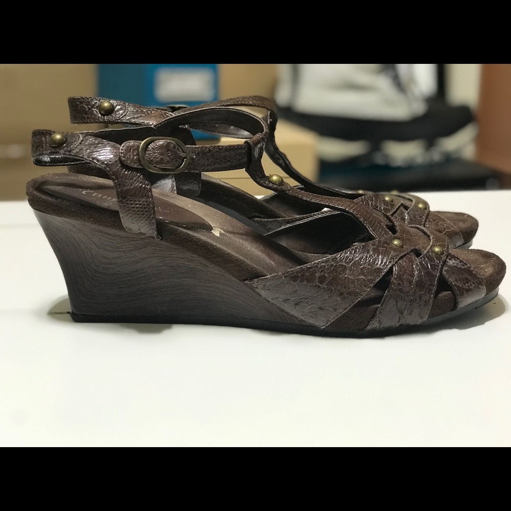Sandals - Picture 3 of 4